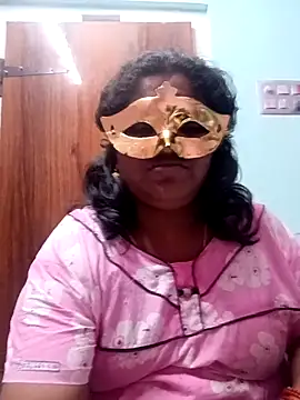 Snapshot of supcpl chatting on 11.28.25 supcpl online show from 11.28.25