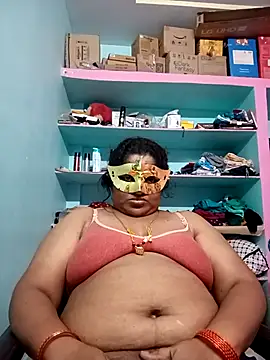 Snapshot of supcpl chatting on 11.29.25 supcpl online show from 11.29.25