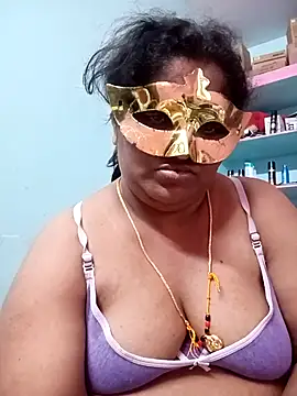 Snapshot of supcpl chatting on 12.01.25 supcpl online show from 12.01.25