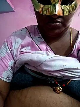 Snapshot of supcpl chatting on 12.15.25 supcpl online show from 12.15.25