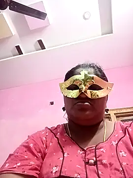 Snapshot of supcpl chatting on 12.16.25 supcpl online show from 12.16.25