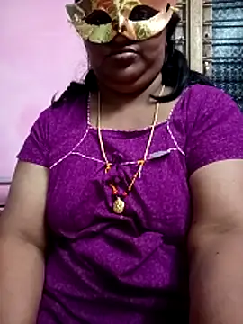 Snapshot of supcpl chatting on 12.18.25 supcpl online show from 12.18.25