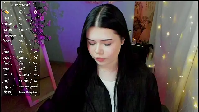 Mona Esty online show from 05.05.26