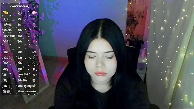 Mona Esty online show from 07.04.26