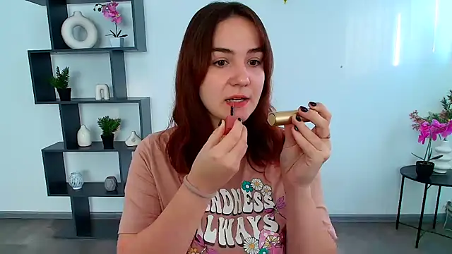 Snapshot of OliviaMontgommery chatting on 11.14.25 OliviaMontgommery online show from 11.14.25