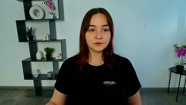 Snapshot of OliviaMontgommery chatting on 11.18.25 OliviaMontgommery online show from 11.18.25