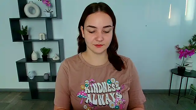 Snapshot of OliviaMontgommery chatting on 11.25.25 OliviaMontgommery online show from 11.25.25