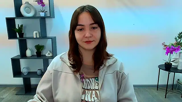 Snapshot of OliviaMontgommery chatting on 12.03.25 OliviaMontgommery online show from 12.03.25