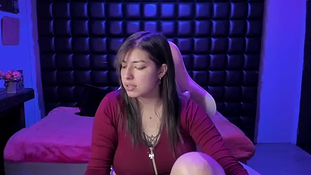 Snapshot of Violetta_Swett_ chatting on 11.29.25 Violetta Swett online show from 11.29.25