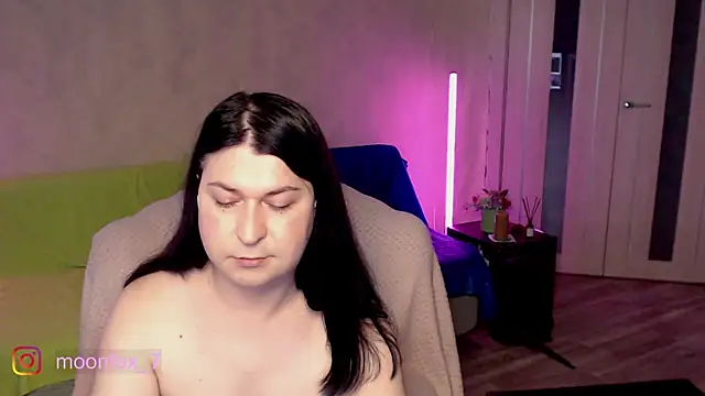 Snapshot of micromouse_mo chatting on 04.05.26 micromouse mo online show from 04.05.26