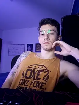 SweetGoodBoy22 online show from 10.03.25