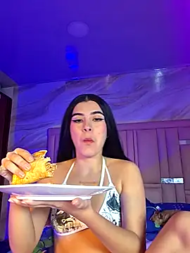 -Nahomi- online show from 10.19.25