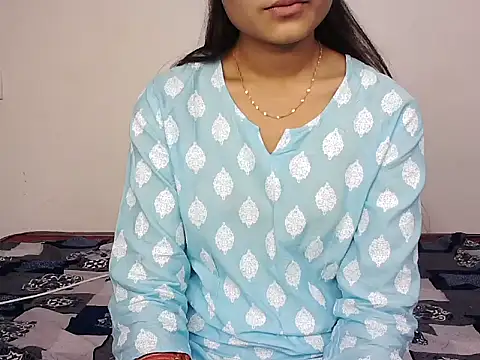 hottyy- nehu online show from 10.17.25