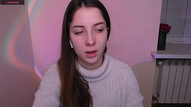 Snapshot of _OlivkaSexy chatting on 12.18.25 OlivkaSexy online show from 12.18.25