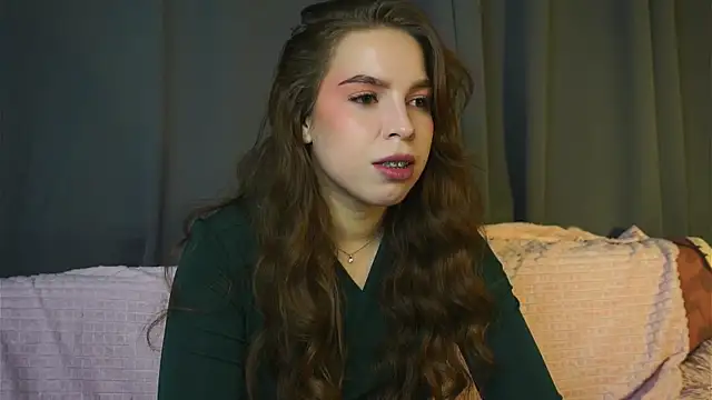 ToniaRoehr online show from 10.09.25