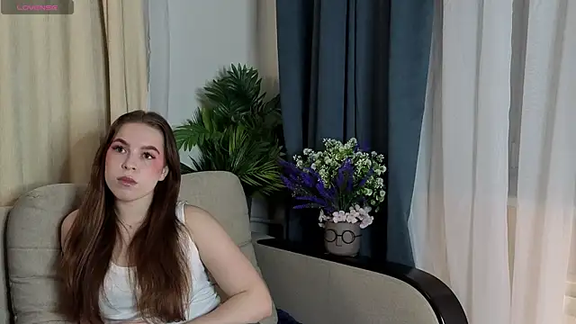 ToniaRoehr online show from 10.17.25