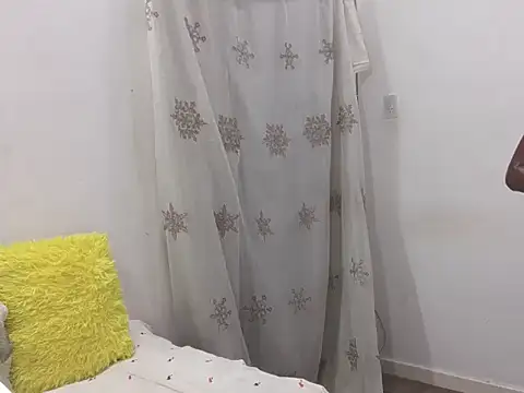 Sexslender20 online show from 10.27.25