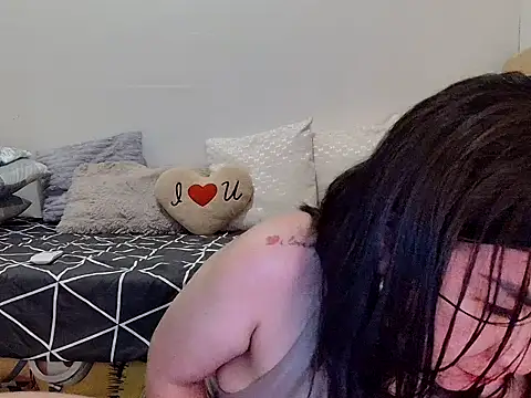 KissHott online show from 05.02.26