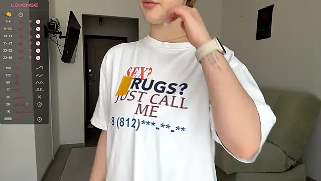 Snapshot of GilySuper chatting on 03.07.26 GilySuper online show from 03.07.26