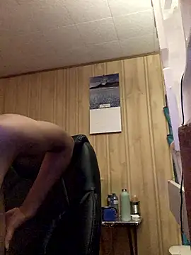 Snapshot of pussyeater69XO chatting on 01.12.26 pussyeater69XO online show from 01.12.26