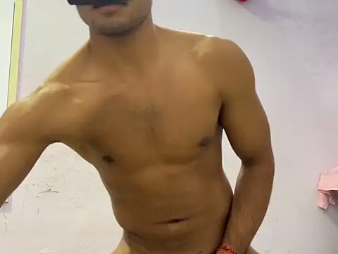 OooYessboyy online show from 05.13.26