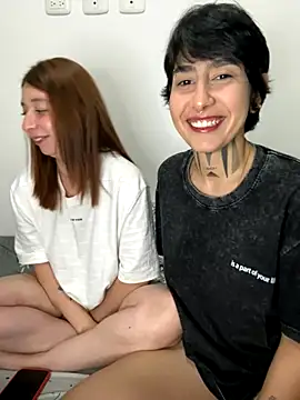 DaisyEmily online show from 10.19.25