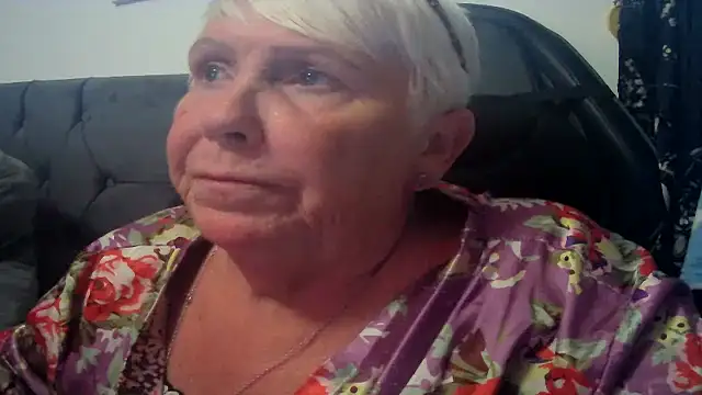 Snapshot of Playful_MILF_Demi chatting on 07.13.26 Playful MILF Demi online show from 07.13.26