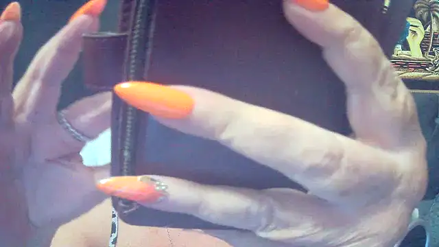 Snapshot of Playful_MILF_Demi chatting on 07.29.26 Playful MILF Demi online show from 07.29.26