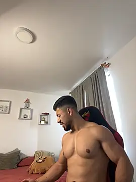 Ezzio Scolaro online show from 02.21.26