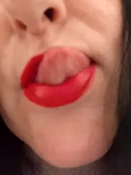 Snapshot of Bella_862 chatting on 10.26.25 Bella 862 online show from 10.26.25