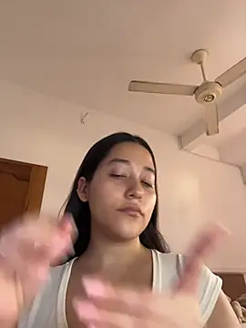 Nhefertary online show from 07.31.26