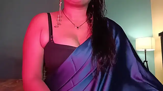 Snapshot of horny_milf_couple chatting on 08.06.26 horny milf couple online show from 08.06.26