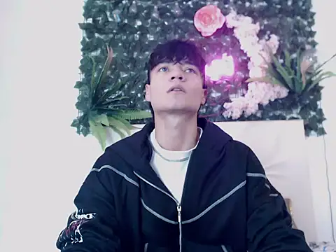 alex russo   online show from 10.28.25