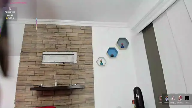 Snapshot of jilary__clinton chatting on 10.21.25 jilary  clinton online show from 10.21.25