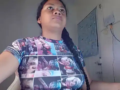 Snapshot of Agatha_milk24 chatting on 10.09.25 Agatha milk24 online show from 10.09.25