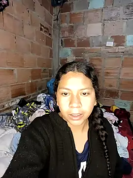 Snapshot of Agatha_milk24 chatting on 10.14.25 Agatha milk24 online show from 10.14.25