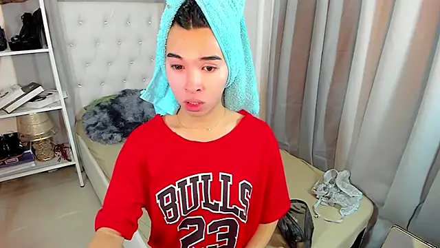 Snapshot of Yourdreamgoddess chatting on 11.28.25 Yourdreamgoddess online show from 11.28.25