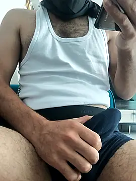 Snapshot of Sert_erkek21_ysm chatting on 10.19.25 Sert erkek21 ysm online show from 10.19.25