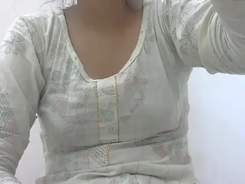 Snapshot of Joya_7 chatting on 10.15.25 Joya 7 online show from 10.15.25