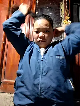 miomio-12 online show from 12.15.25