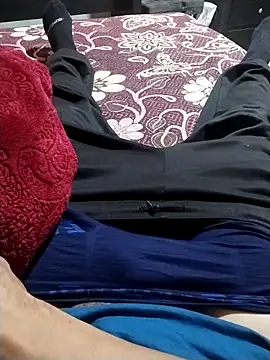 veintitres23 online show from 11.18.25