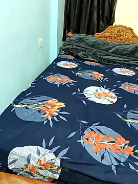 Snapshot of Chennai-couples chatting on 12.19.25 Chennai-couples online show from 12.19.25