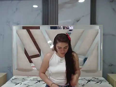 sherycossio202cl online show from 10.19.25