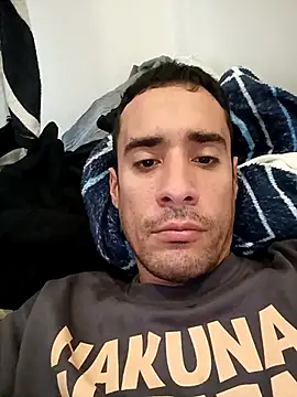 Snapshot of miguevice chatting on 10.12.25 miguevice online show from 10.12.25