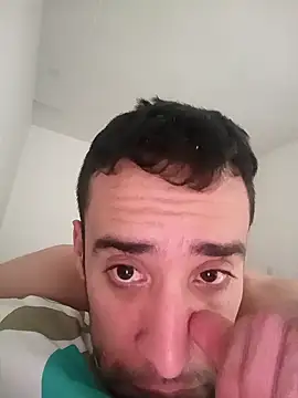 Snapshot of miguevice chatting on 10.22.25 miguevice online show from 10.22.25