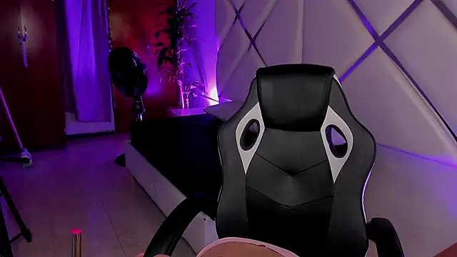 Lia Kitten online show from 10.07.25