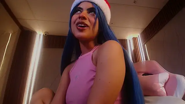 Snapshot of Eva_Feller69 chatting on 12.18.25 Eva Feller69 online show from 12.18.25