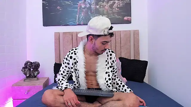 Timothe Evans online show from 11.04.25