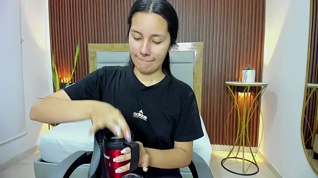 Snapshot of kaitt_ chatting on 03.23.26 kaitt online show from 03.23.26