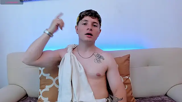 Leoo Miller online show from 10.18.25